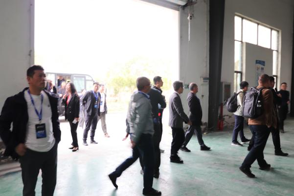 武漢現(xiàn)代精工成功舉辦“行業(yè)新升級·重塑新商機(jī)”項目交流會